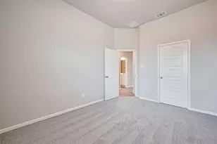 3318 Rolling River Dr, Baytown, TX 77521 - Photo 18