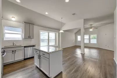 15423 Bell's Viero Court, Magnolia, TX 77354 - Photo 6