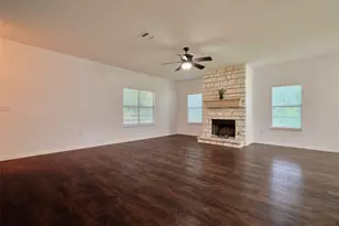 2605 N Abell St, Wharton, TX 77488 - Photo 4