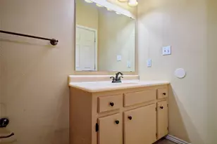 2605 N Abell St, Wharton, TX 77488 - Photo 18