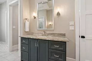 13927 Perthshire Rd, Houston, TX 77079 - Photo 18