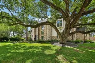 13927 Perthshire Rd, Houston, TX 77079 - Photo 46