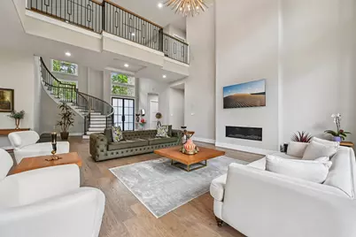 13927 Perthshire Road, Houston, TX 77079 - Photo 2