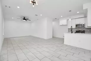 9003 Prairie View Dr, Houston, TX 77088 - Photo 2