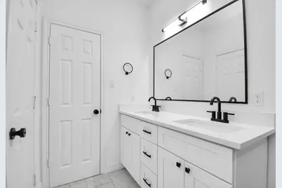 9003 Prairie View Drive #B, Houston, TX 77088 - Photo 14