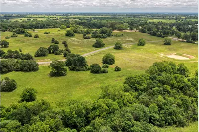 1-2 Creekview Trail, Brenham, TX 77833 - Photo 4