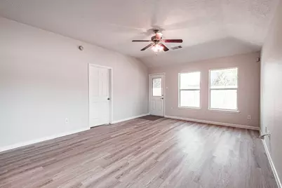 6227 Lovage Avenue, Crosby, TX 77532 - Photo 14