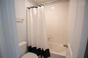 318 Cabernet Dr, Alvin, TX 77511 - Photo 40