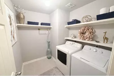 4215 Oakview Creek Lane, Houston, TX 77048 - Photo 14