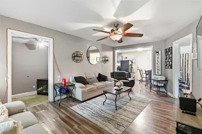 910 W 6th Street, Freeport, TX 77541 - Photo 12