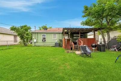 910 W 6th Street, Freeport, TX 77541 - Photo 24
