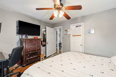 910 W 6th Street, Freeport, TX 77541 - Photo 16