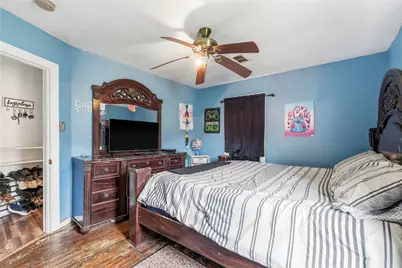 910 W 6th Street, Freeport, TX 77541 - Photo 14