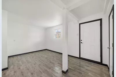 1913 30th Street, Galveston, TX 77550 - Photo 10