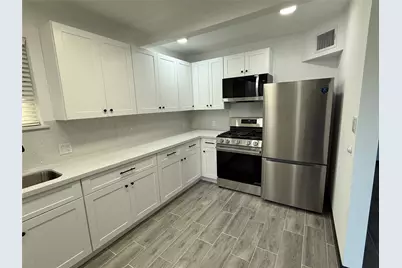 1913 30th Street, Galveston, TX 77550 - Photo 6