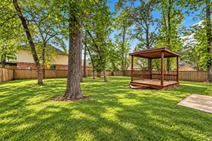 43 W Spindle Tree Cir, The Woodlands, TX 77382 - Photo 50