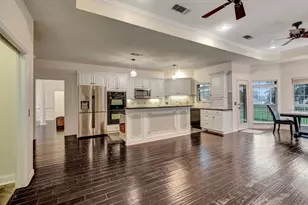 206 Cascade Ct, Lufkin, TX 75901 - Photo 10