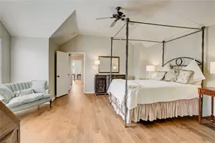1135 Enclave Square W, Houston, TX 77077 - Photo 18