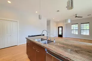 1414 Emancipation Ave, Houston, TX 77003 - Photo 12