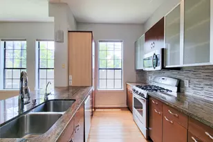 1414 Emancipation Ave, Houston, TX 77003 - Photo 10