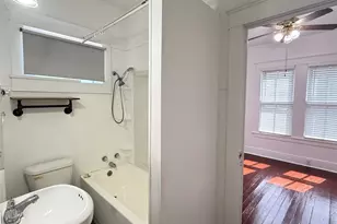 1916 26th St, Galveston, TX 77550 - Photo 18