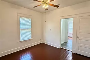 1916 26th St, Galveston, TX 77550 - Photo 24