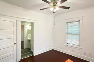 1916 26th St, Galveston, TX 77550 - Photo 20