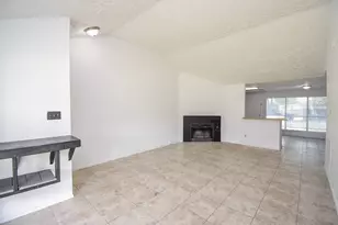 16330 Meadowbrook Farm Rd, Houston, TX 77082 - Photo 6