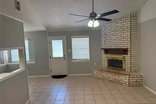 1534 Alderbrook Dr, Sugar Land, TX 77498 - Photo 2