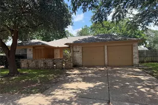 1534 Alderbrook Dr, Sugar Land, TX 77498 - Photo 1