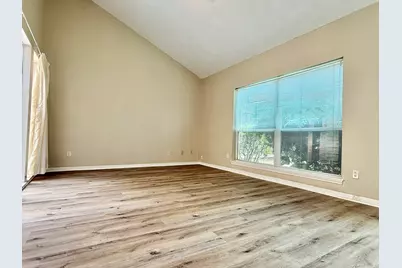7915 Kendalia Drive, Houston, TX 77036 - Photo 2
