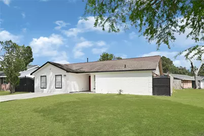 12115 Wood Forest Drive Drive, Houston, TX 77013 - Photo 16
