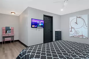12115 Wood Forest Dr Dr, Houston, TX 77013 - Photo 36