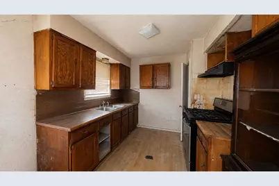 1402 Center Street, Richmond, TX 77469 - Photo 4