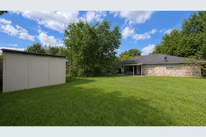 1402 Center Street, Richmond, TX 77469 - Photo 12