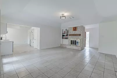 6011 Coachgate Drive, Spring, TX 77373 - Photo 2