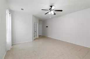 19910 Roycroft Ln, Richmond, TX 77407 - Photo 16