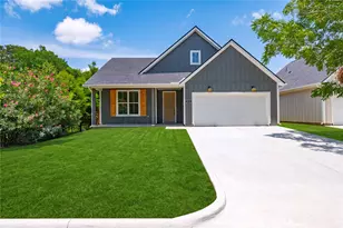 2410 28th Ave N, Texas City, TX 77590 - Photo 1