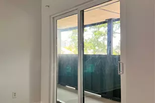 3005 Walnut Bend Ln, Houston, TX 77042 - Photo 18