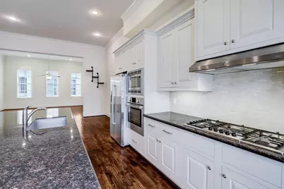 1368 W 25th Street, Houston, TX 77008 - Photo 8