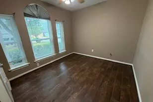 16123 Canaridge Dr, Houston, TX 77053 - Photo 2