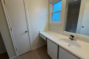 16123 Canaridge Dr, Houston, TX 77053 - Photo 10