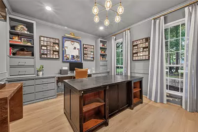 38 N Longspur Drive, The Woodlands, TX 77380 - Photo 6