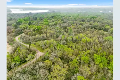 10211 S Essex Drive, Conroe, TX 77302 - Photo 12