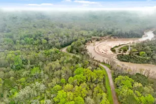 10211 S Essex Dr, Conroe, TX 77302 - Photo 10