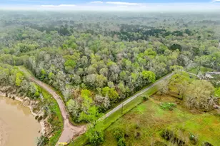 10211 S Essex Dr, Conroe, TX 77302 - Photo 16