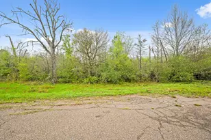 10211 S Essex Dr, Conroe, TX 77302 - Photo 22