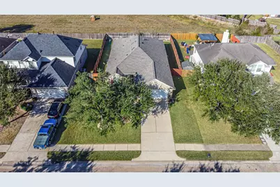 3411 Highland Point Lane, Pearland, TX 77581 - Photo 4