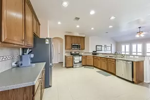 3411 Highland Point Ln, Pearland, TX 77581 - Photo 16