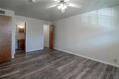 120 McAdams Lane #F, Huntsville, TX 77320 - Photo 12